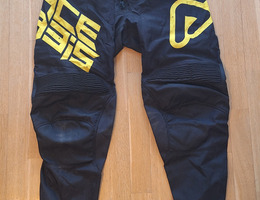 Acerbis (38), krosinės