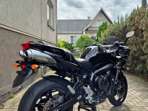 YAMAHA FZ 600, 2008 m. - 3/10