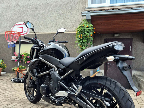 KAWASAKI ER 650, 2009 m. - 4/10