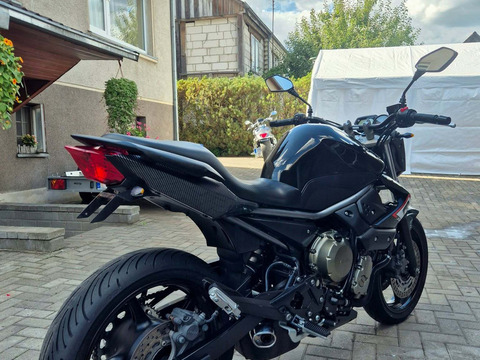 YAMAHA XJ 600, 2009 m. - 3/10