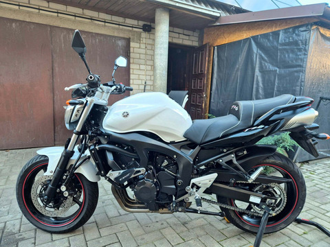 YAMAHA FZ 600, 2008 m. - 1/10