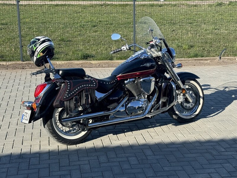 SUZUKI BOULEVARD 810, 2013 m. - 3/5