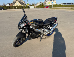 APRILIA TUONO 1000, 2008 m. - Motociklai